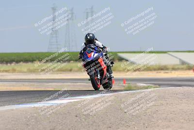 media/Aug-06-2023-TrackDaz (Sun) [[ac7f4f6367]]/B Group/wheelie bump/